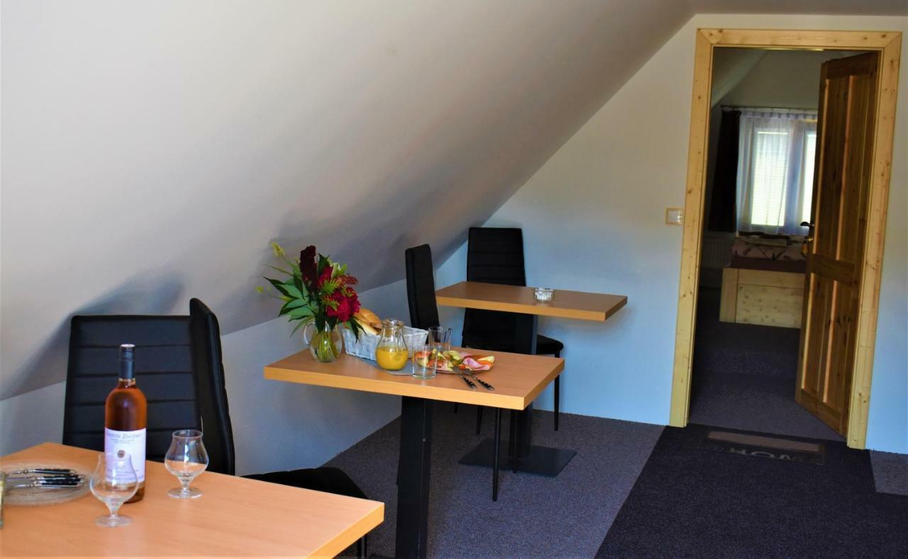 Penzion U Medi Cesky Krumlov Ngoại thất bức ảnh