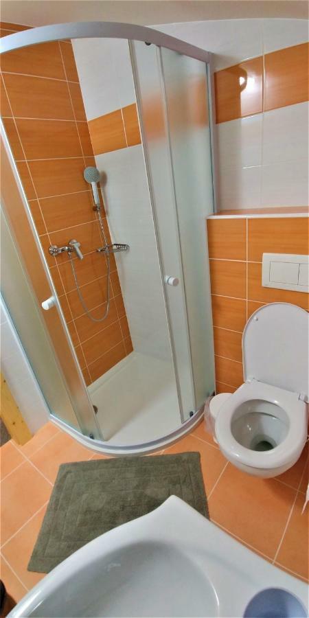 Penzion U Medi Cesky Krumlov Ngoại thất bức ảnh